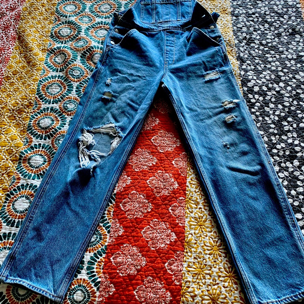 Abercrombie and Fitch Women’s Overalls Small